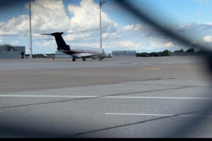 半岛体育官网-队危，速归！杰克逊刚坐飞机抵达慕尼黑，切尔西现要求其返回伦敦