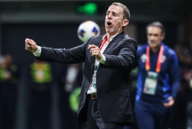 半岛体育娱乐-久尔杰维奇满意球队精神 称吉尔吉斯输球很不利