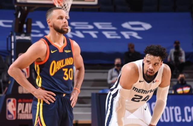 半岛体育-最强库里遭遇最惨淡结局！明年水花合体再冲冠？